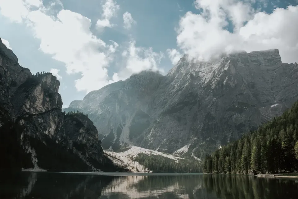 Lago di Braies Elopement