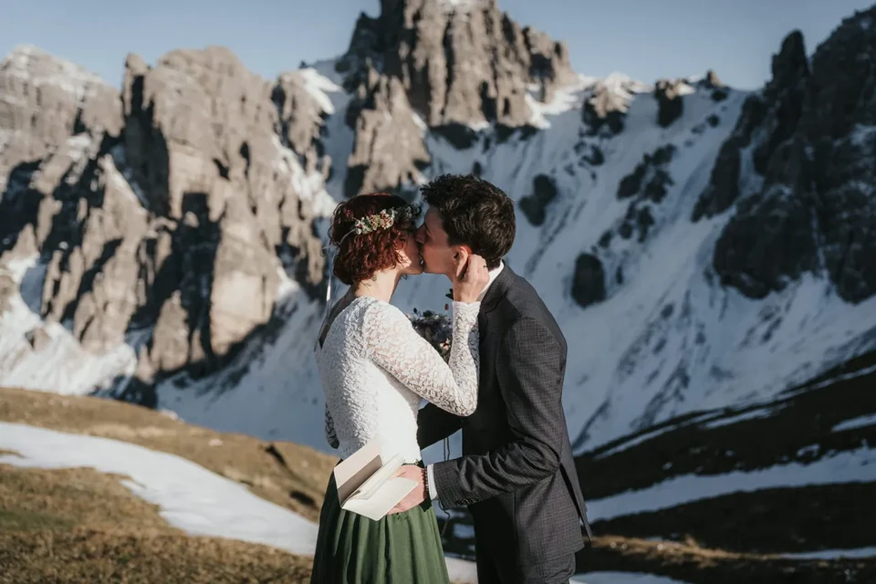 Boda oficial en la cima del Tirol