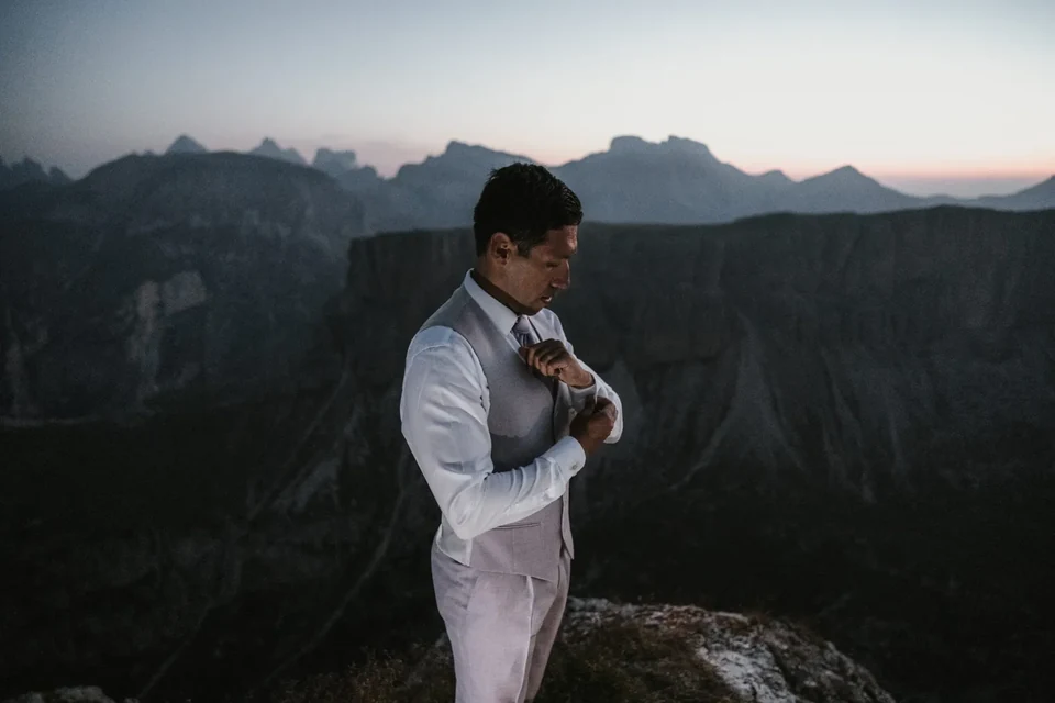Eine magische Sonnenaufgangs-Hochzeit in den Dolomiten