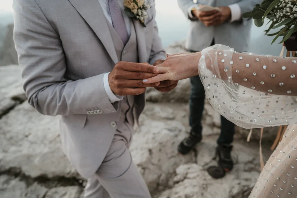 Eine magische Sonnenaufgangs-Hochzeit in den Dolomiten