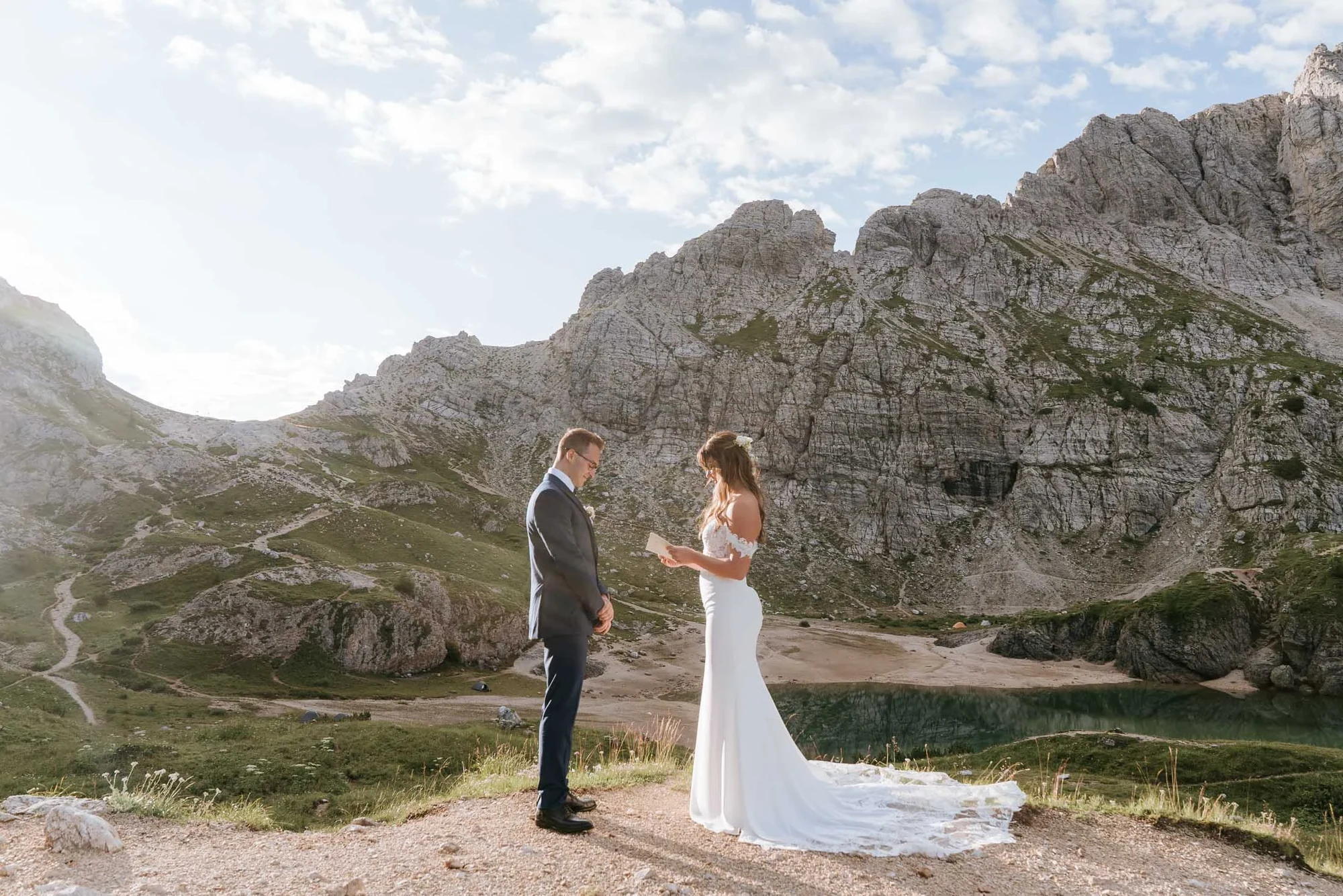 Ein Drei-Stopp-Helikopter-Elopement in den Dolomiten